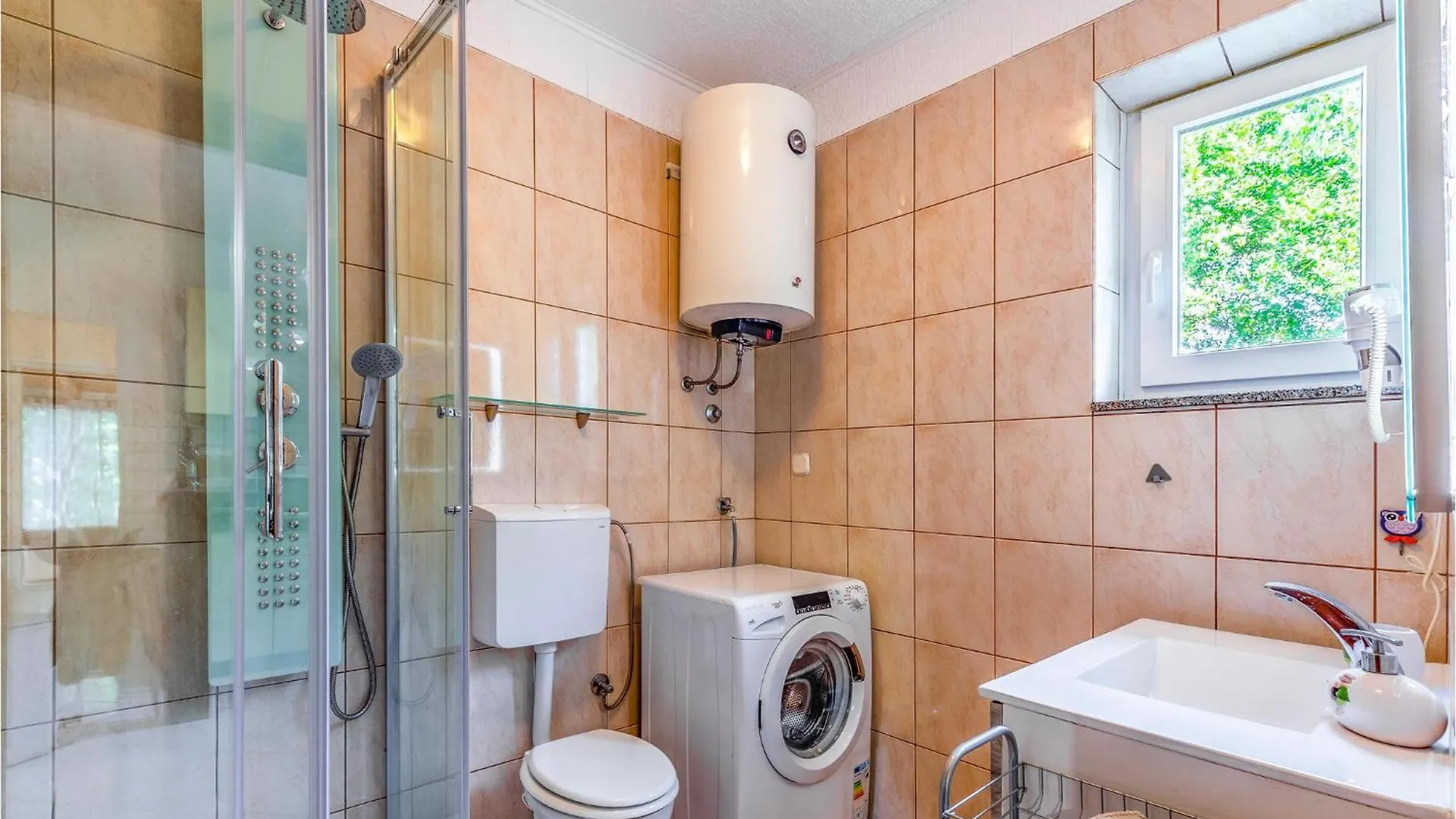 Gorgeous Home In Pula With Wifi 0*,  Croatia