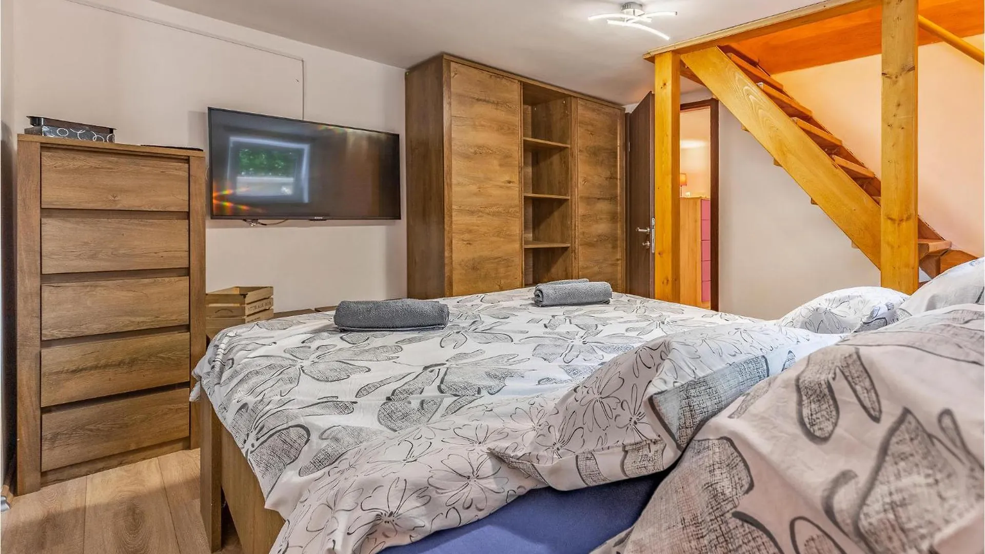 Gorgeous Home In Pula With Wifi